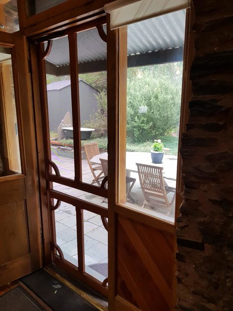 William Hunt's Retreat - Cypress Studio - Whitsundays Accommodation 12