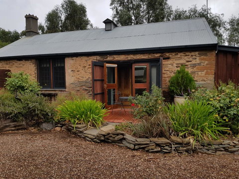 William Hunt's Retreat - Cypress Studio - Whitsundays Accommodation 10