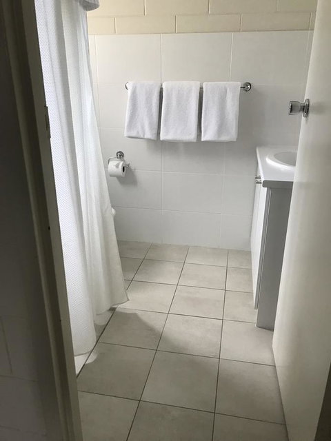Victor Harbor City Inn - Whitsundays Accommodation 1
