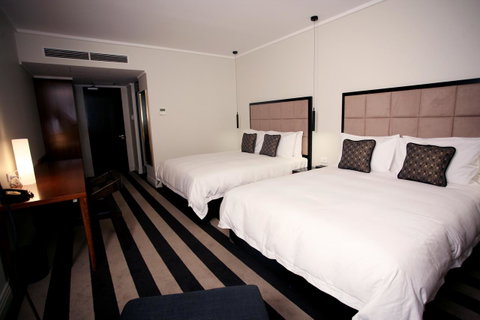 Ellen Hotel - Whitsundays Accommodation 19