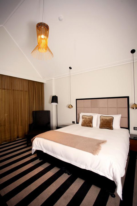 Ellen Hotel - Whitsundays Accommodation 15