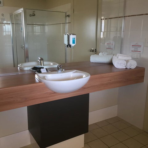 Alexander Cameron Suites - Whitsundays Accommodation 17