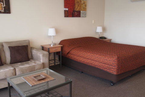 Alexander Cameron Suites - Whitsundays Accommodation 25