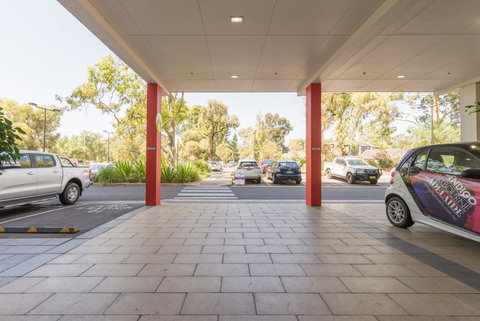 Ther-Rich Elegant 1BR Apartment In Walkerville - Whitsundays Accommodation 42