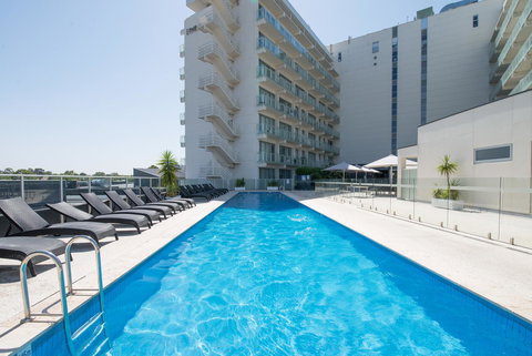 Ther-Rich Elegant 1BR Apartment In Walkerville - Whitsundays Accommodation 35