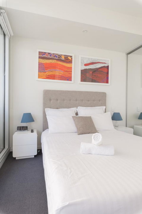 Ther-Rich Elegant 1BR Apartment In Walkerville - Whitsundays Accommodation 5