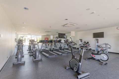 Ther-Rich Elegant 1BR Apartment In Walkerville - Whitsundays Accommodation 36