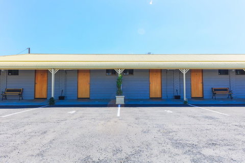 Country Roads Motor Inn Naracoorte - Whitsundays Accommodation 28