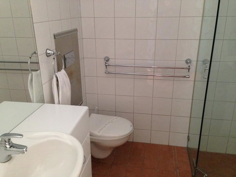 Berri Hotel - Whitsundays Accommodation 23