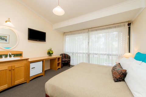 Berri Hotel - Whitsundays Accommodation 35