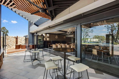 Berri Hotel - Whitsundays Accommodation 10