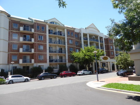 ADELAIDE CENTRAL APARTMENT - 3BR, 2BATH & CARPARK - Whitsundays Accommodation 0