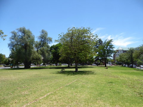 ADELAIDE CENTRAL APARTMENT - 3BR, 2BATH & CARPARK - Whitsundays Accommodation 31