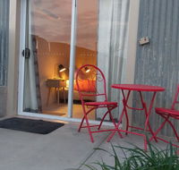 Desert Gum Retreat Gough St - Whitsundays Accommodation