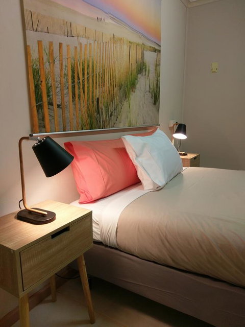 Desert Gum Retreat Gough St - Whitsundays Accommodation 15