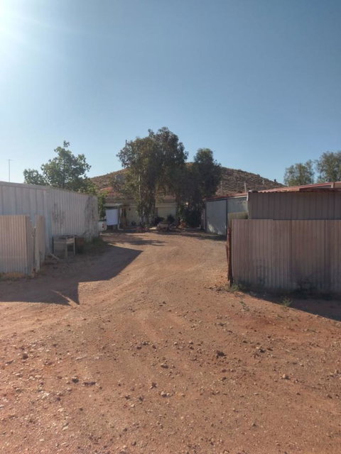 Desert Gum Retreat Gough St - Whitsundays Accommodation 26