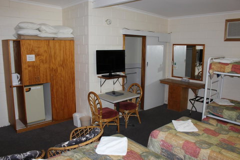 Island Motel Kingscote - Whitsundays Accommodation 30