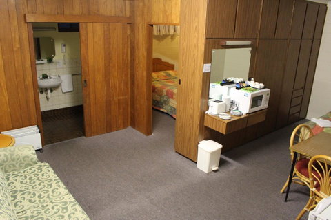 Island Motel Kingscote - Whitsundays Accommodation 12