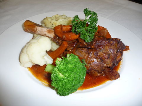 The Wine Vine Hotel - Whitsundays Accommodation 13