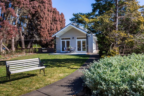 The Folly - Whitsundays Accommodation 7