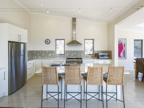 Saar River House - Whitsundays Accommodation 11