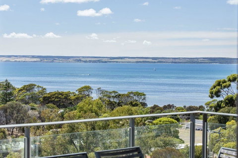 Saar River House - Whitsundays Accommodation 0
