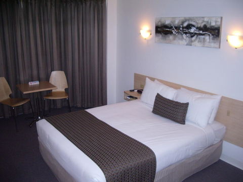 Aviators Lodge - Whitsundays Accommodation 38