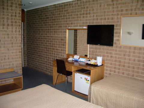 Aviators Lodge - Whitsundays Accommodation 17