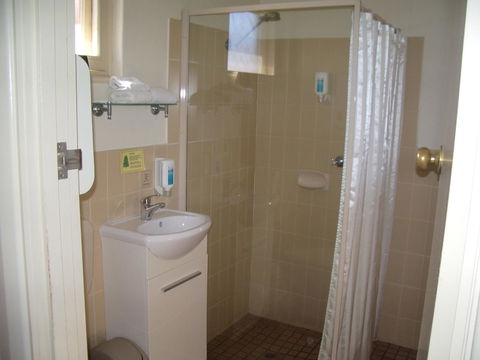 Aviators Lodge - Whitsundays Accommodation 22