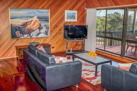 Seacroft - Whitsundays Accommodation 6