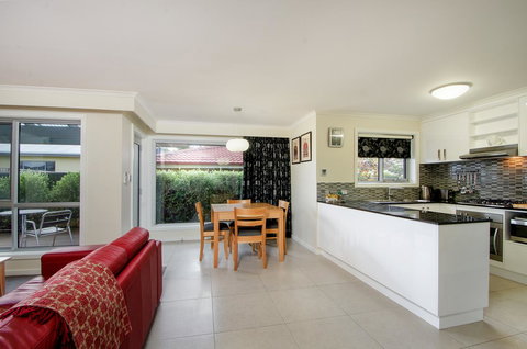 City One Apartment - Whitsundays Accommodation 1