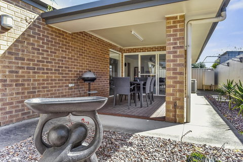 City Fringe Apartment - Whitsundays Accommodation 1