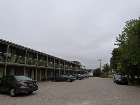 Wintersun Motel - Whitsundays Accommodation 11