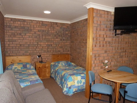 Wintersun Motel - Whitsundays Accommodation 9