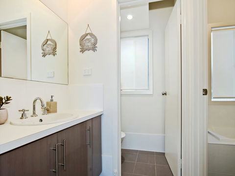 Seas The Day - Whitsundays Accommodation 14