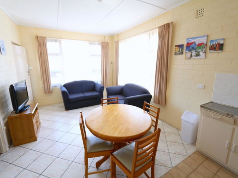 Robe Central Motel - Whitsundays Accommodation 22