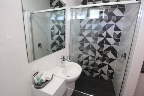 Robe Central Motel - Whitsundays Accommodation 2