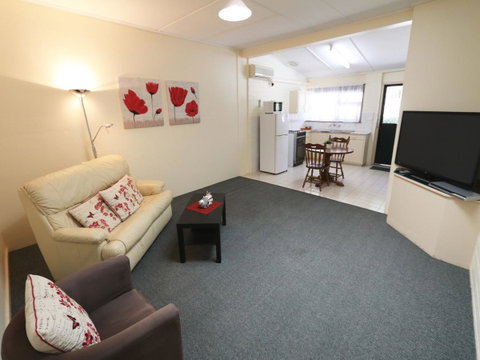Robe Central Motel - Whitsundays Accommodation 8