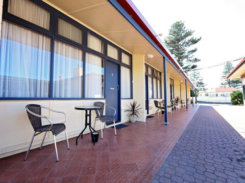 Robe Central Motel - Whitsundays Accommodation 24