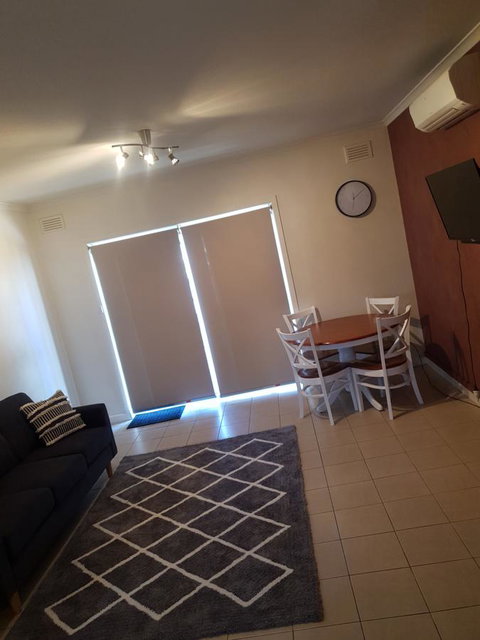 Limestone Coast Lifestyle Apartments - Whitsundays Accommodation 11