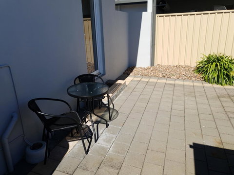 Limestone Coast Lifestyle Apartments - Whitsundays Accommodation 12