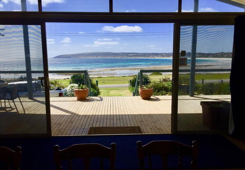 Emu Bay Lodge - Whitsundays Accommodation 1