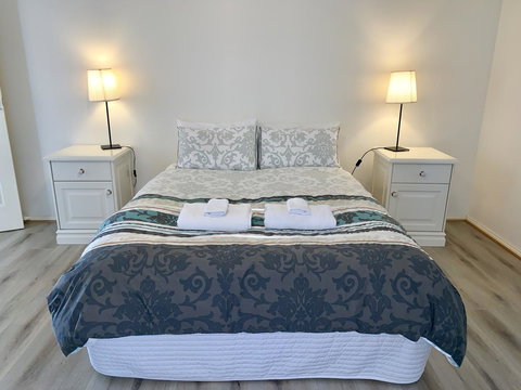 Emu Bay Lodge - Whitsundays Accommodation 9