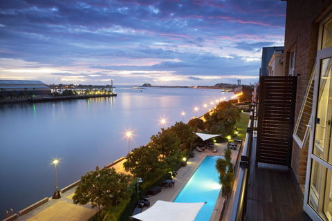 Rydges Newcastle - Whitsundays Accommodation 0