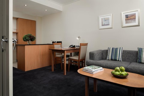 Rydges Newcastle - Whitsundays Accommodation 11