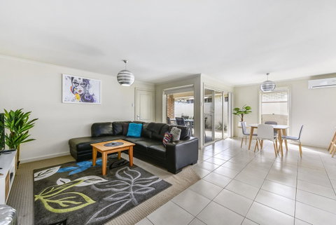 City Fringe Apartment B, Mount Gambier - Whitsundays Accommodation 4