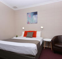 Motel Poinsettia - Whitsundays Accommodation