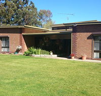 Hilltop Escape - Whitsundays Accommodation