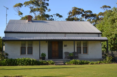 20 Hill Avenue Bed & Breakfast - Whitsundays Accommodation 0