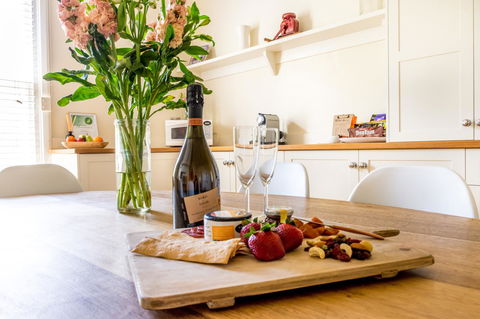 20 Hill Avenue Bed & Breakfast - Whitsundays Accommodation 19